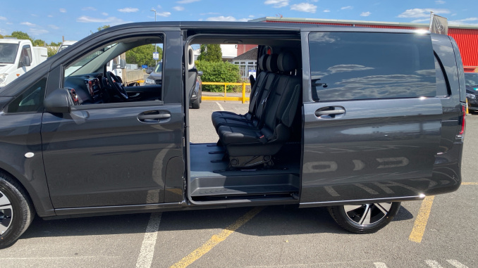 Mercedes-Benz Vito L2 Diesel Rwd 119CDI Select Crew Van 9G-Tronic - Image 12